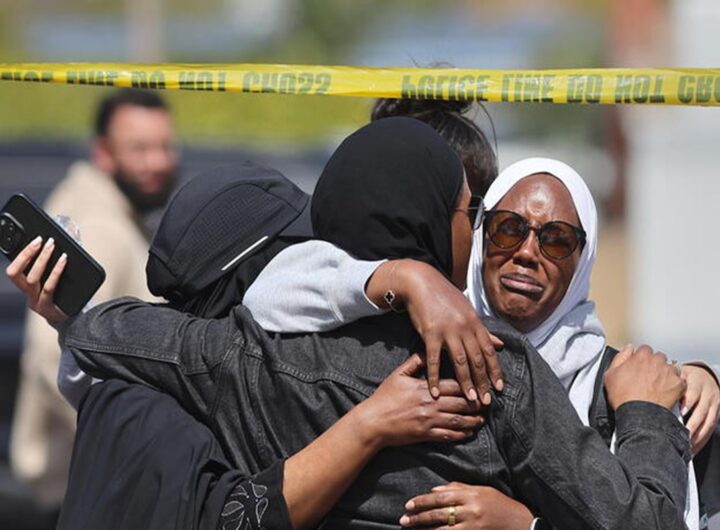 La sparatoria nella Moschea di San Diego, lo strazio di parenti e familiari delle vittime