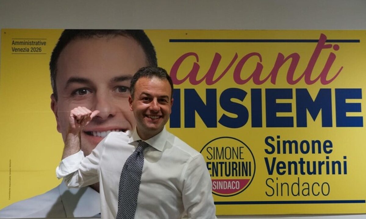 Il neo sindaco di Venezia Simone Venturini