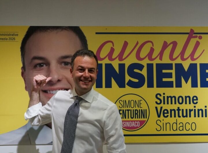 Il neo sindaco di Venezia Simone Venturini