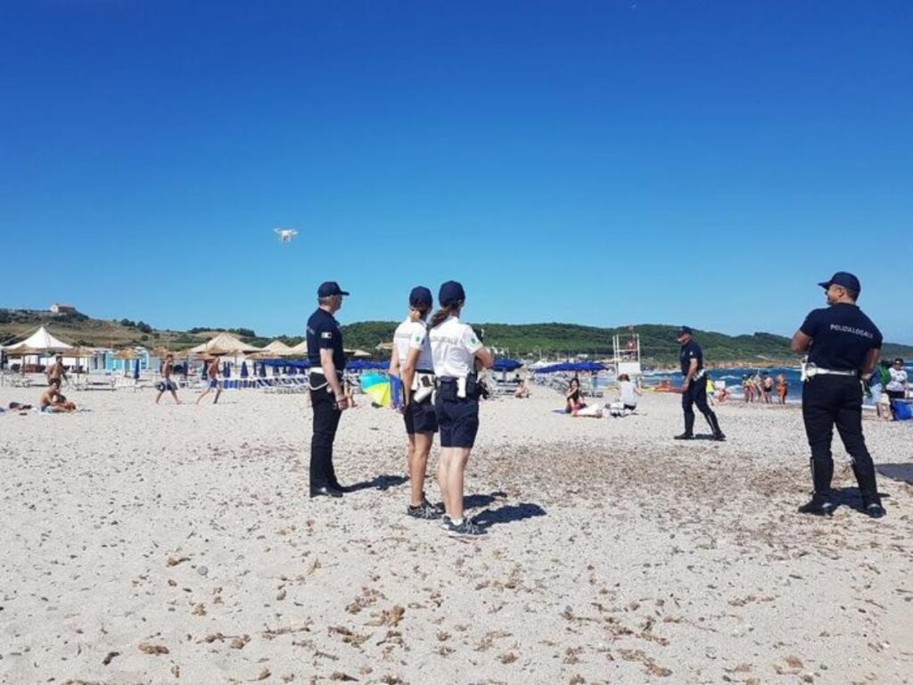 polizia spiaggia