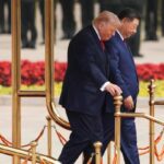 Lo storico incontro tra Xi Jinping e Trump a Pechino, Il leader cinese: "Partner non rivali". E lancia un monito su Taiwan