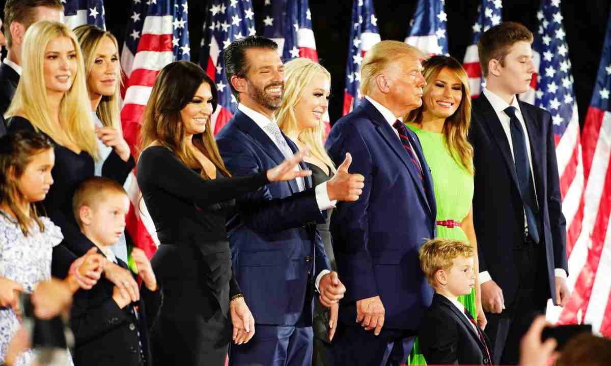 Trump con alcuni dei suoi figli