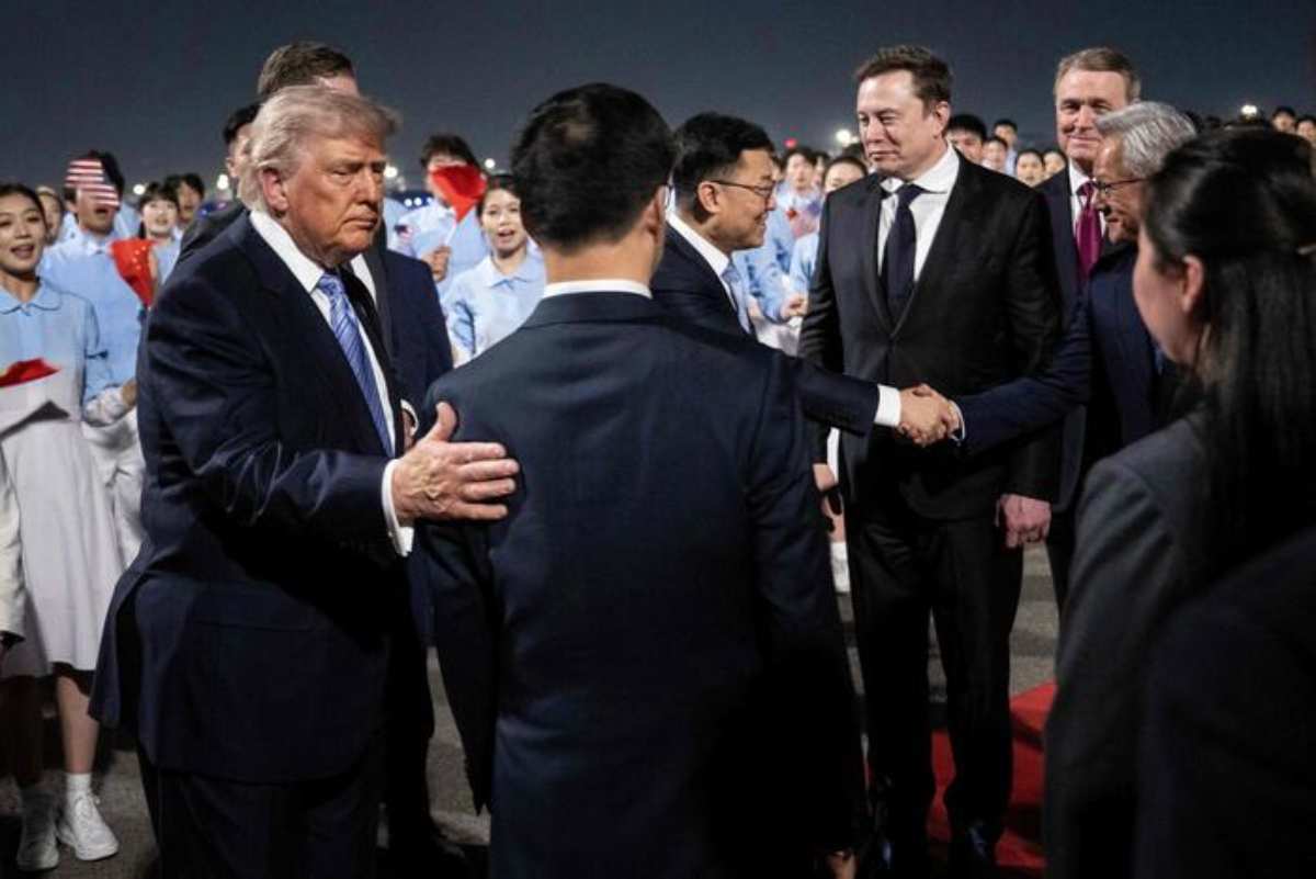 Elon Musk in Cina con Trump