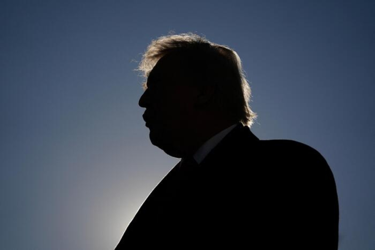 Follow the money. La Bbc rilancia contro Trump: “Mi fai causa? Rivela i tuoi redditi”