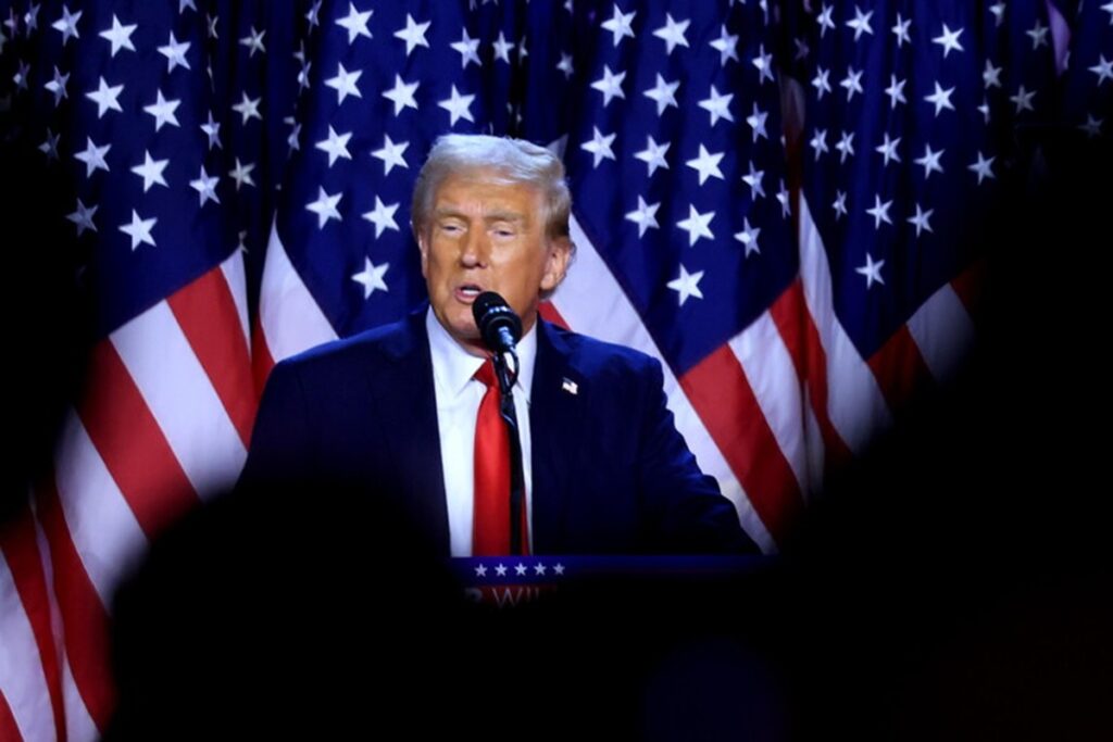 Il presidente degli Stati Uniti Donald Trump durante una conferenza stampa