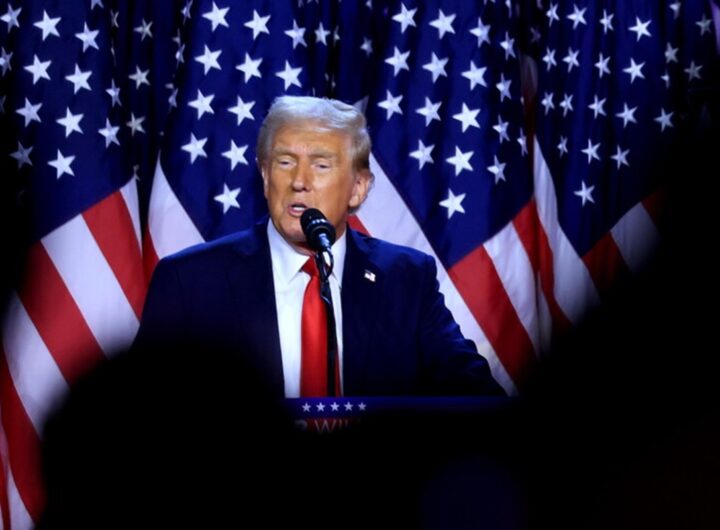 Il presidente degli Stati Uniti Donald Trump durante una conferenza stampa