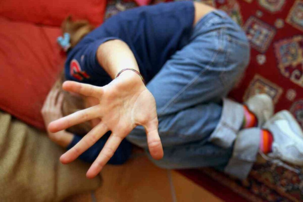 violenza contro minore