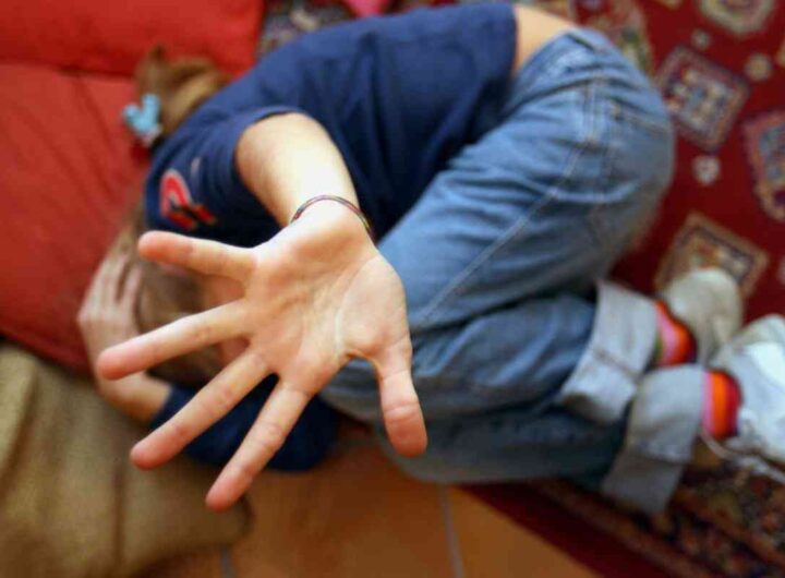 violenza contro minore