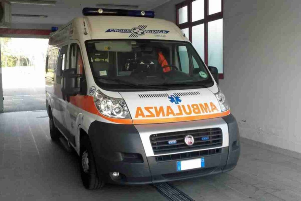 Un'ambulanza