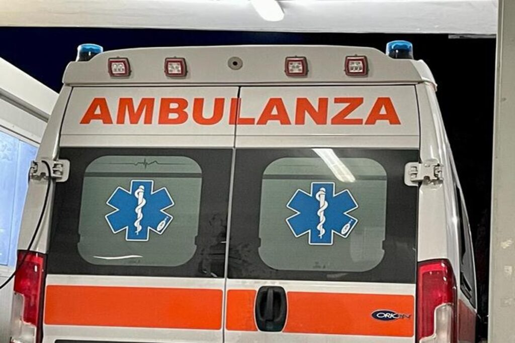 Un'ambulanza