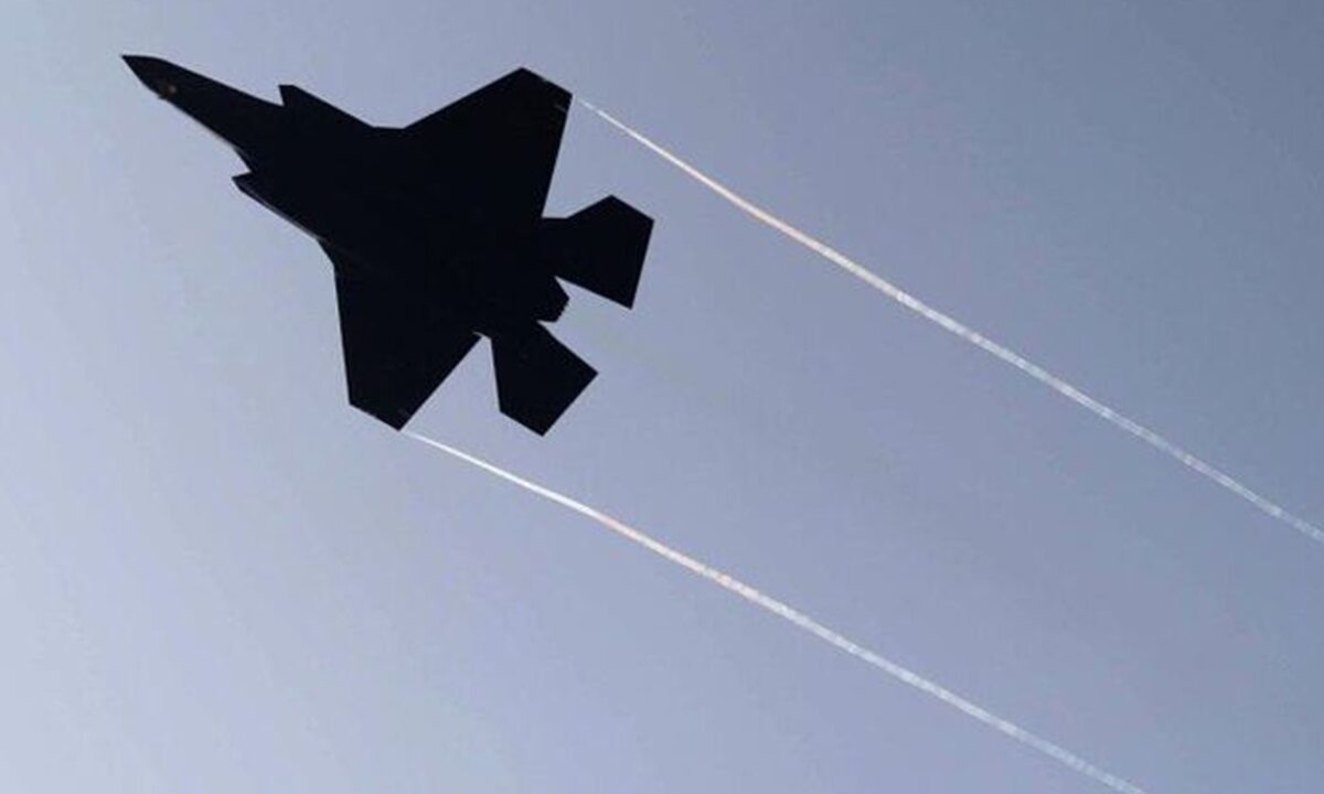 Un aereo statunitense