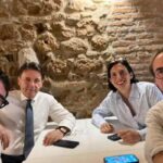 Renzi e la foto con i 4 leader del campo largo: "Loro sono sinistra-sinistra, per vincere serve accordo. No ai veti, popolo chiede unità"