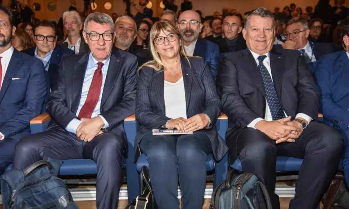 Maurizio Landini (Cgil), Daniela Bombardieri (Cisl) e PierPaolo Bombardieri (Uil)