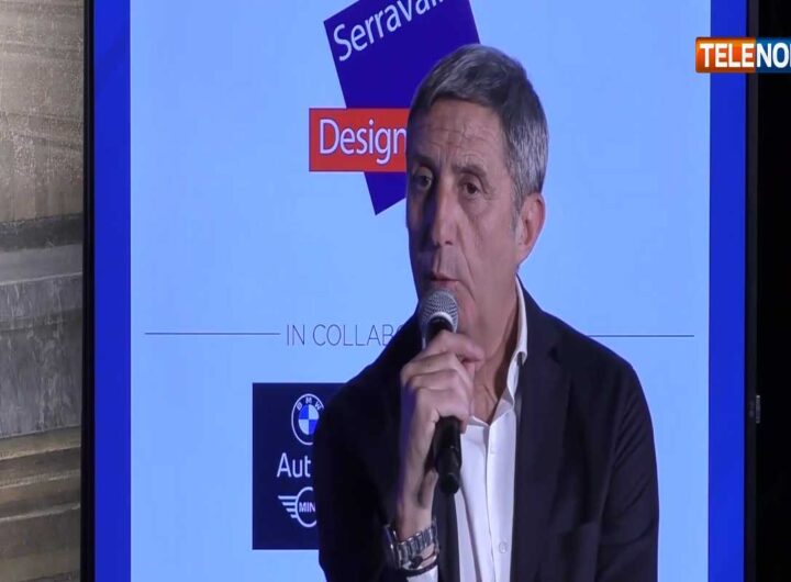 Gian Marco Chiocci durante l'intervista di Telenord