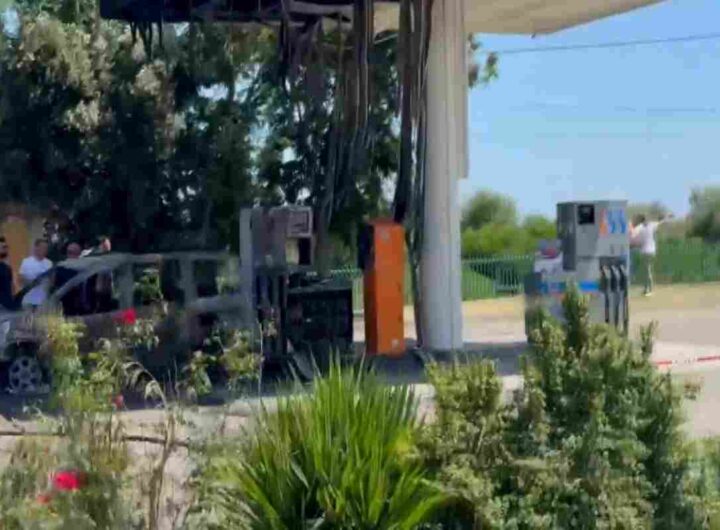 I corpi di quattro persone trovati in un'auto carbonizzata: "Sono stati uccisi"