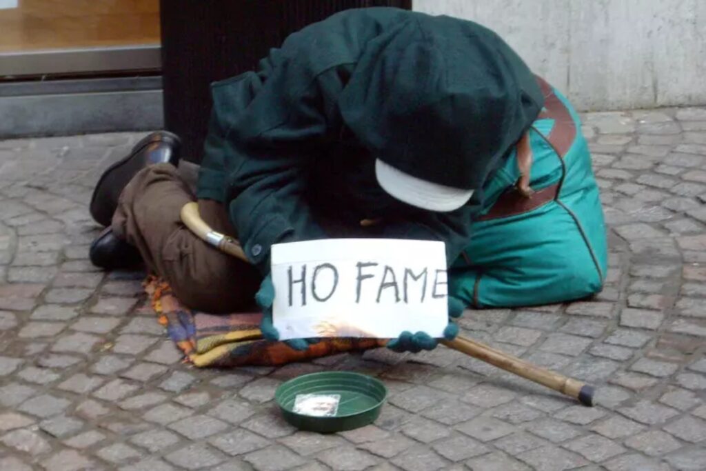 caritas povertà