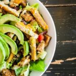 insalata pollo e avocado