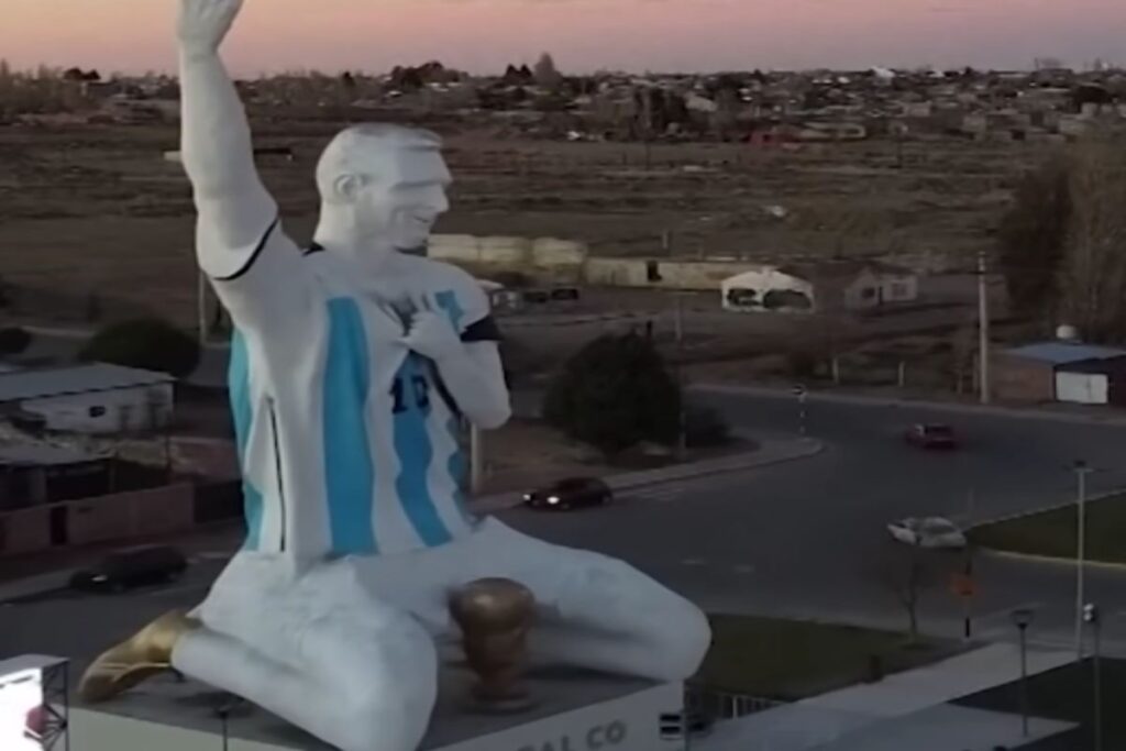 Statua Messi