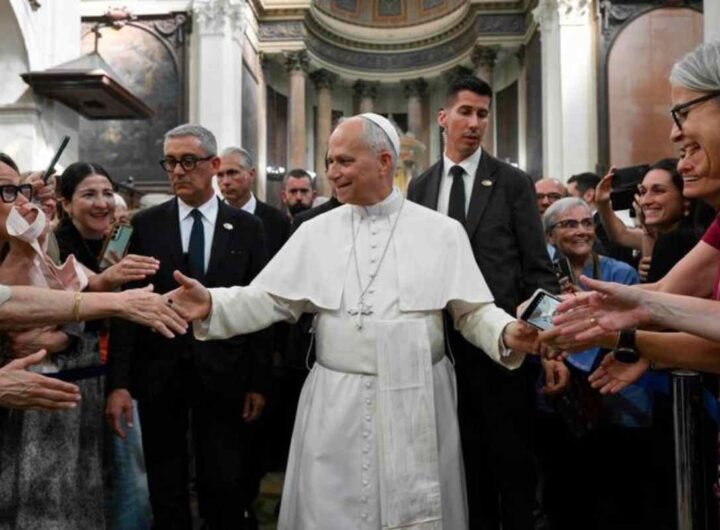 Papa Leone alle Canarie