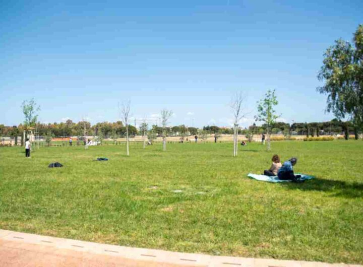Un parco pubblico, foto d'archivio