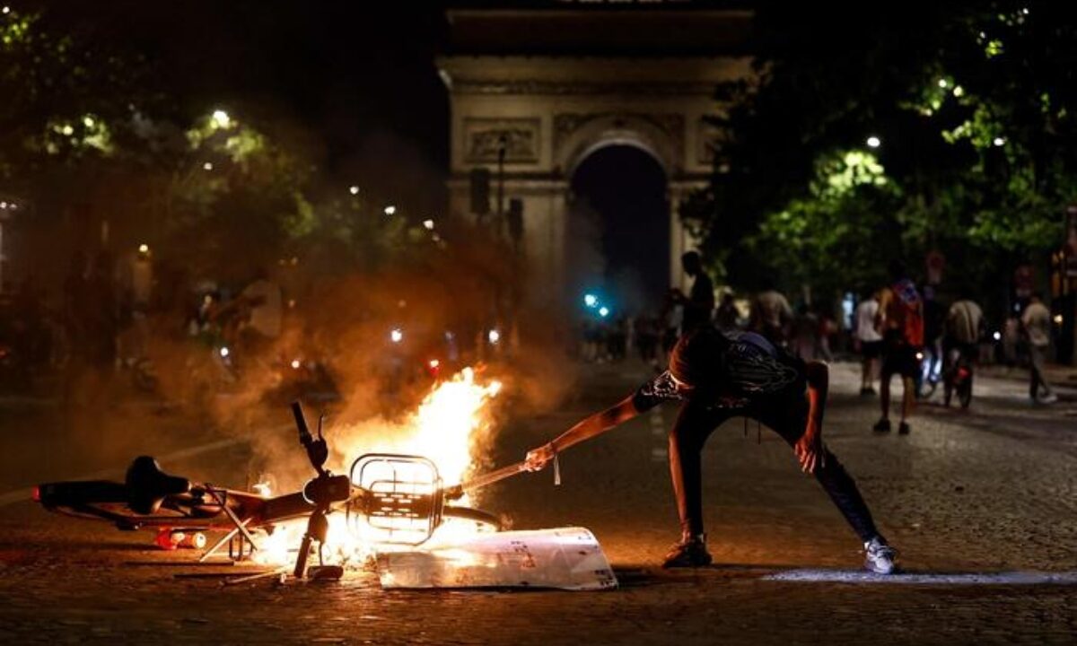 parigi dopo la finale champions