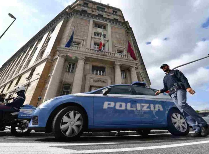 Polizia in servizio a Genova