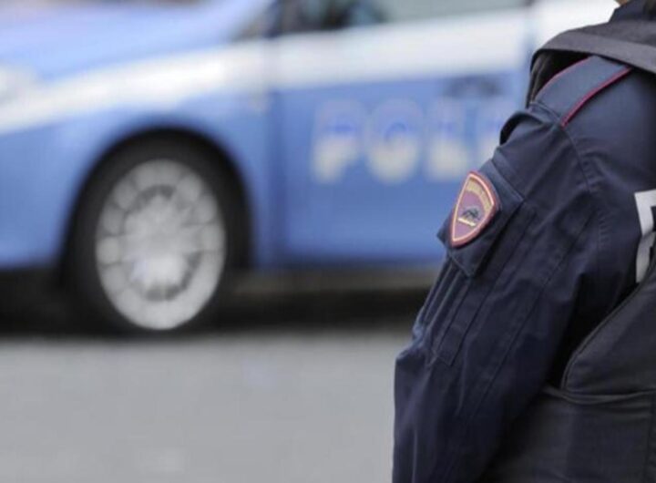 Un agente di Polizia