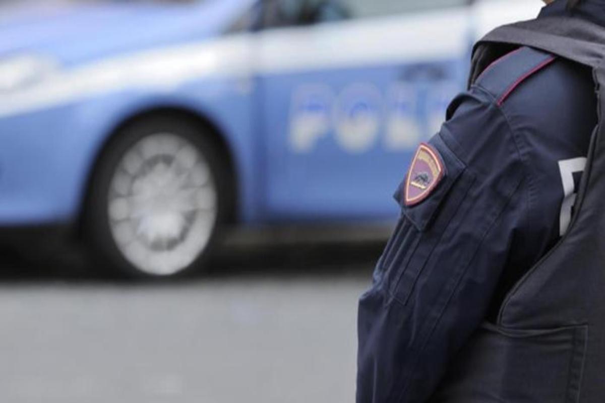 Un agente di Polizia