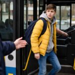 ragazzo bus