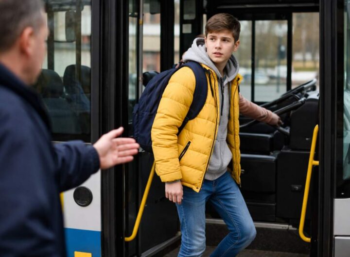 ragazzo bus