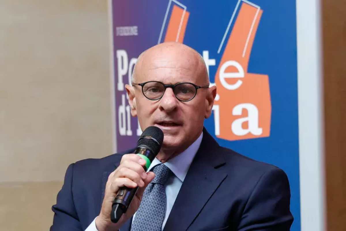 Fabio Rampelli: “Parte dell’Msi era antiamericano. Nell’89 fui picchiato per aver contestato George Bush”