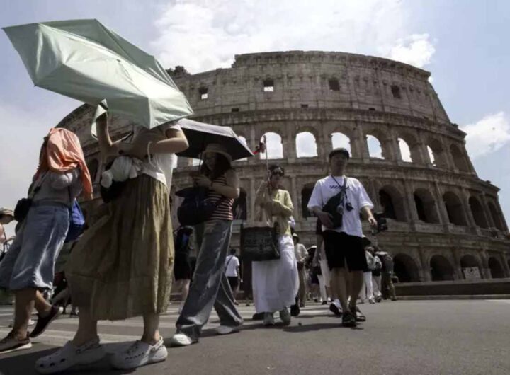 Overturism a Roma