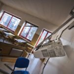 scuola devastata