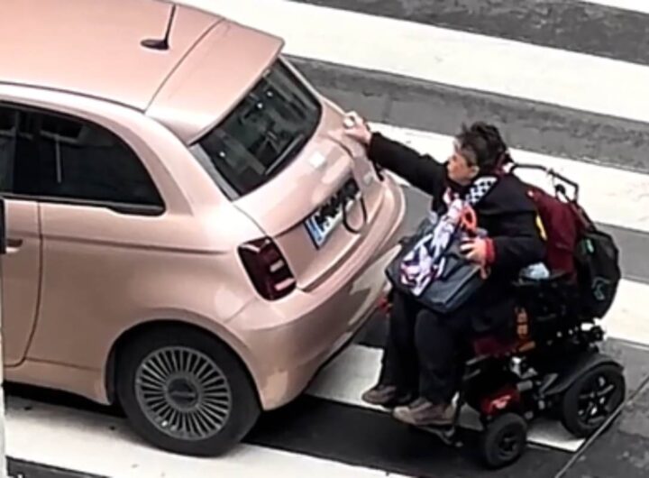 sedia a rotelle milano