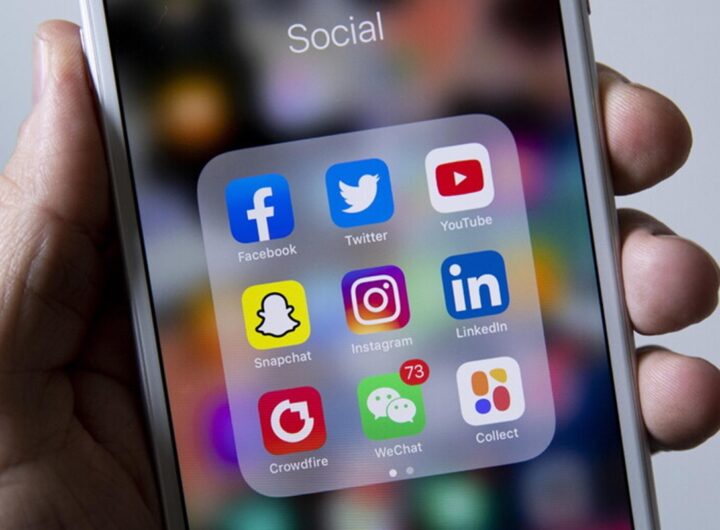 Social su un cellulare