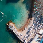 veduta dall'alto della spiaggia di Bogliasco