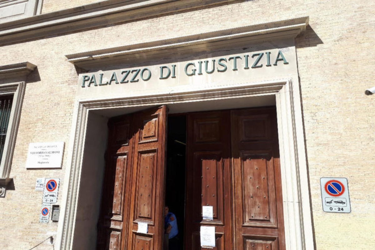 tribunale ancona
