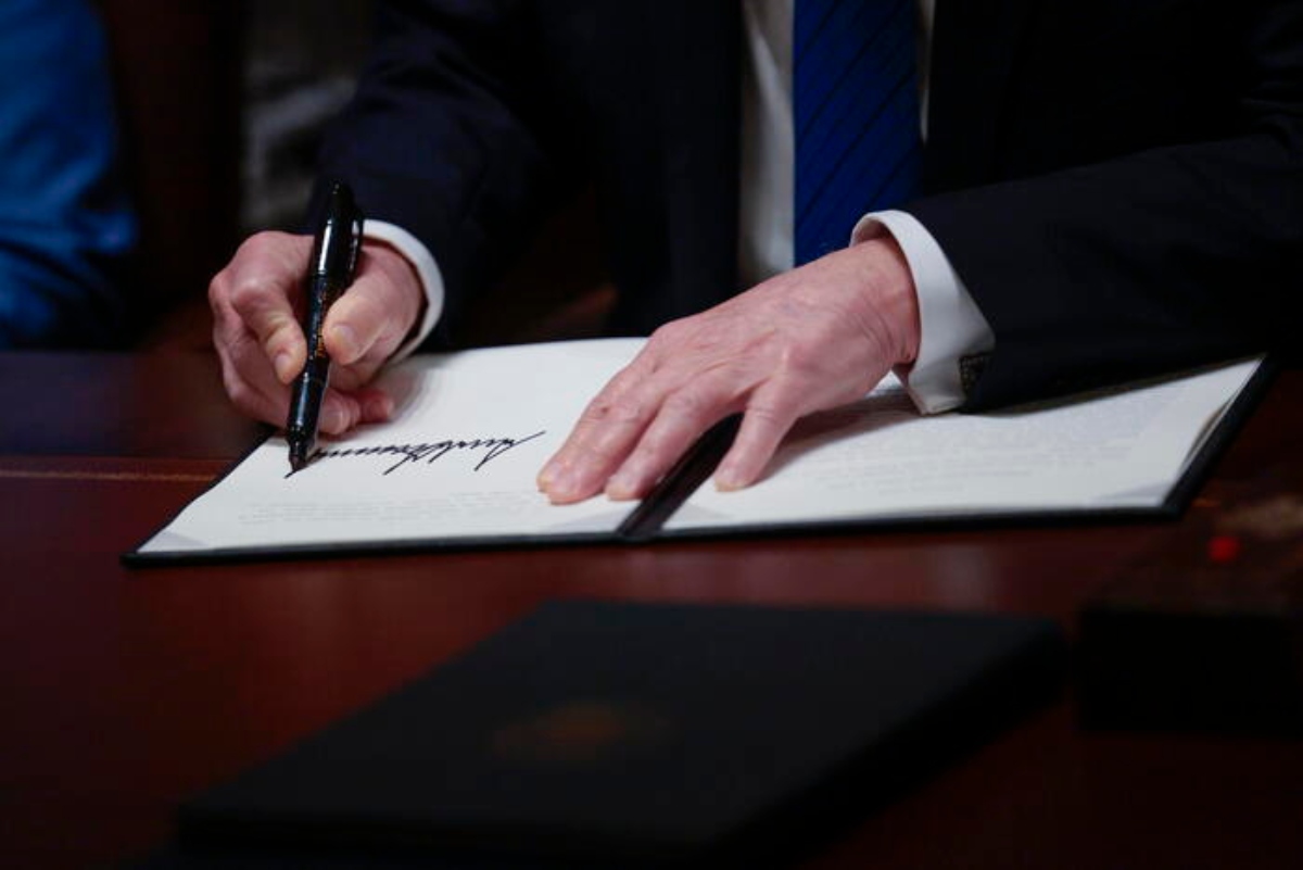 trump firma
