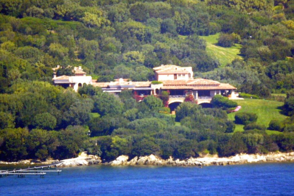 villa certosa