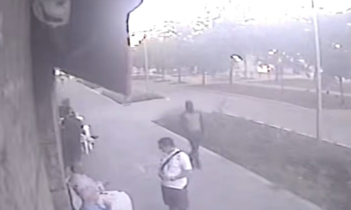 L'accoltellamento avvenuto a San Siro, un frame del video