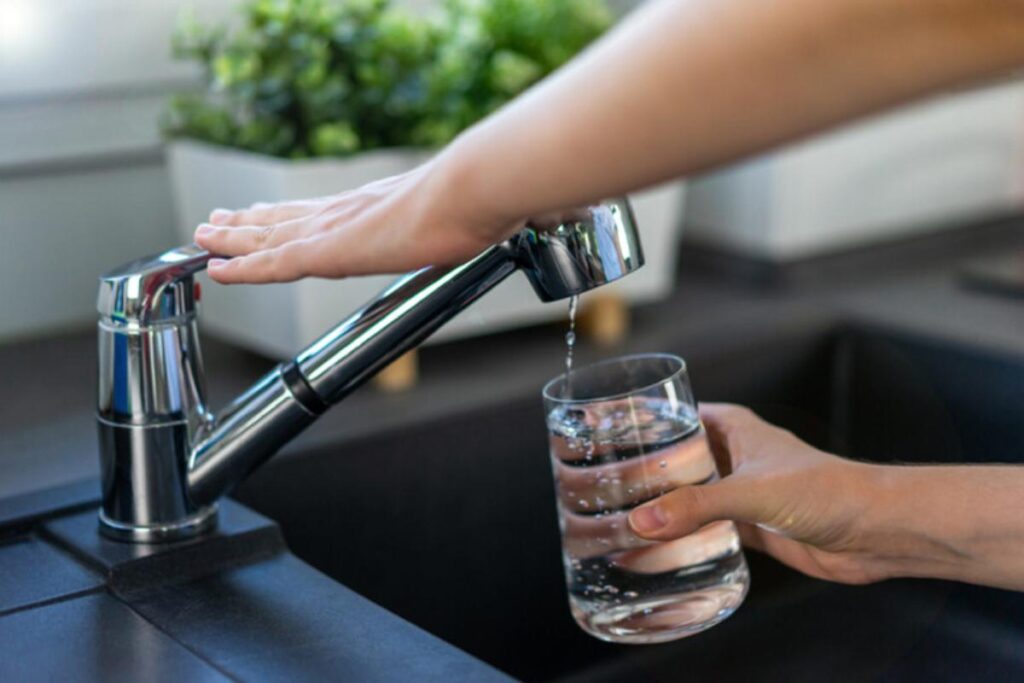 acqua dal rubinetto