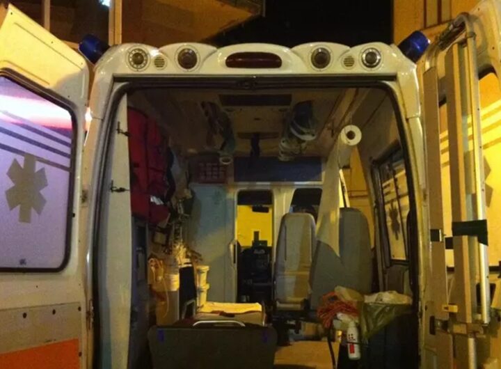 Un'ambulanza