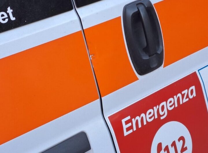 Un'ambulanza