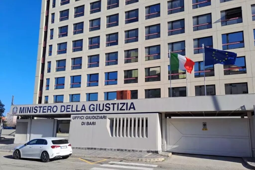 Il Palazzo di Giustizia di Bari