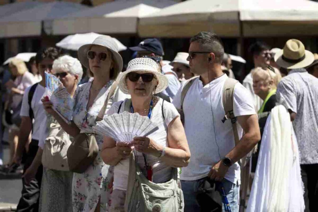 Turisti al sole