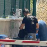 Il sopralluogo dei Carabinieri a Sanremo: qui è stata uccisa una donna di 59 anni