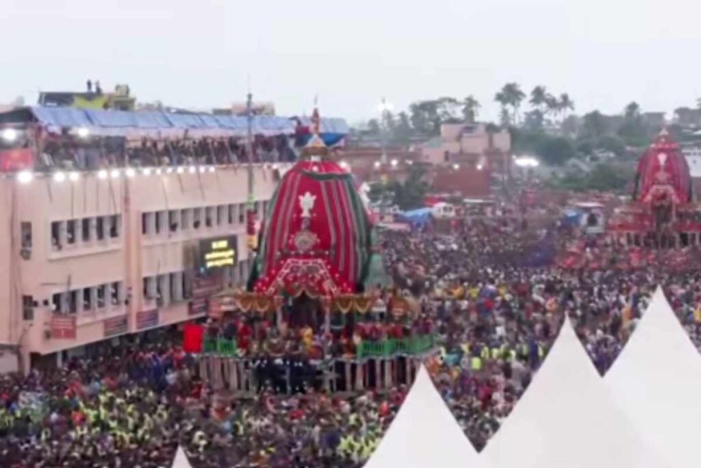 Folla in India