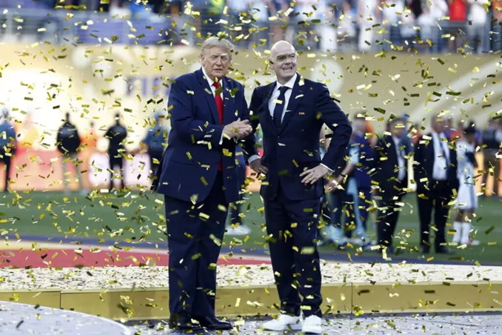 Donald Trump e Gianni Infantino