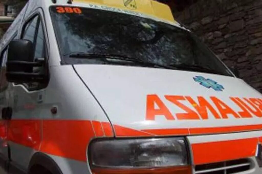 Un'ambulanza