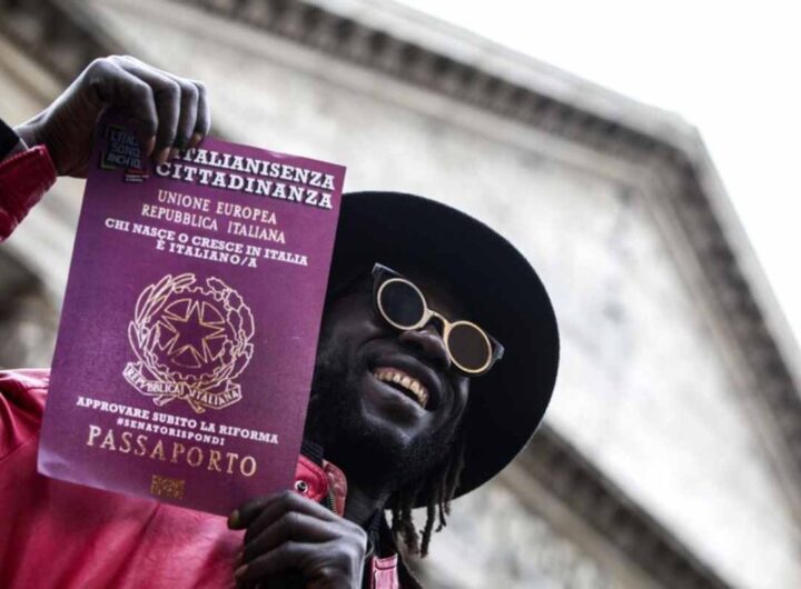 Un immigrato reclama la cittadinanza